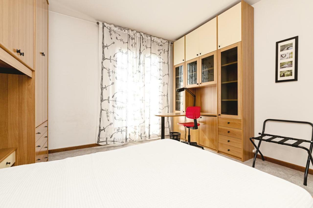 Colourful Flat Borgo Roma Apartman Verona Kültér fotó