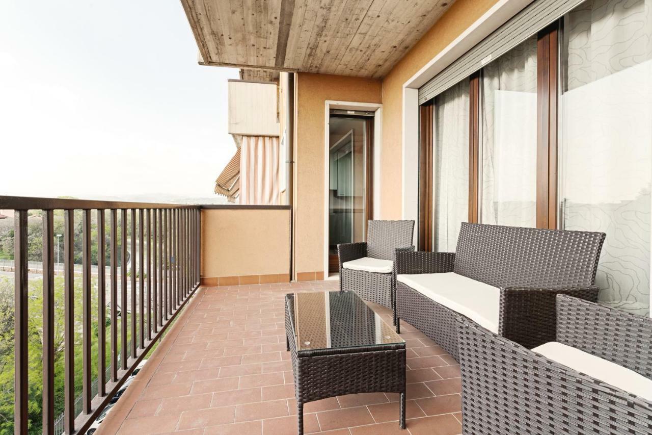 Colourful Flat Borgo Roma Apartman Verona Kültér fotó